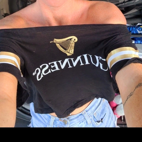 Urban Outfitters Tops - Make all the boys jealous in the guiness tee